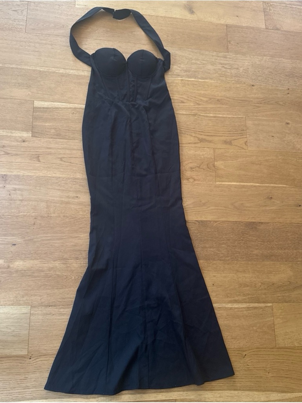PrettyLittleThing Black Halter-Neck Maxi Dress